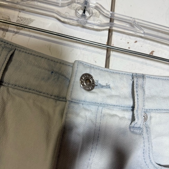 American Eagle Jean Shorts Highest Rise Mom Short Tie Dye Wash Blue Size 8 Jorts - Picture 5 of 10